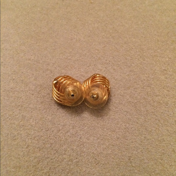 Gold tone - Picture 2 of 2